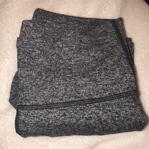 grey speckled lulu lemon cropped leggings